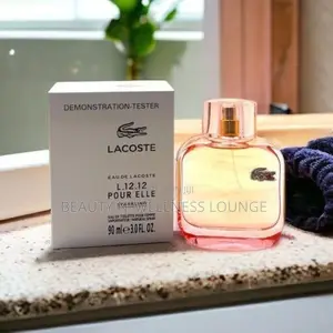 Pour Elle Sparkling Tester.