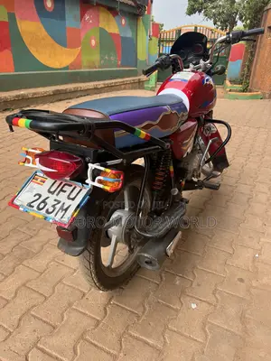 Bajaj CT 125X 2023 Red