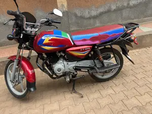 Bajaj CT 125X 2024 Red