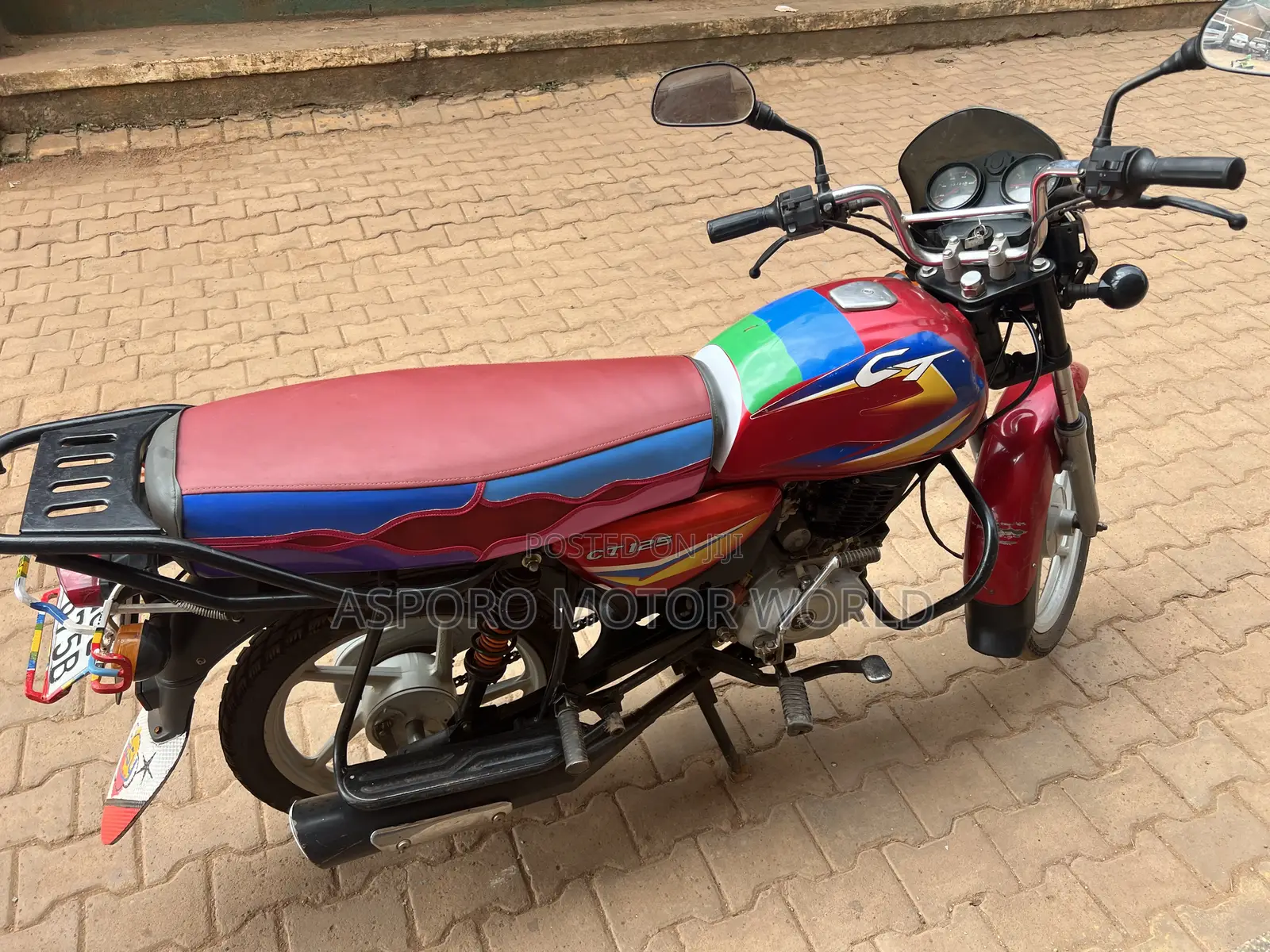 Bajaj CT 125X 2024 Red