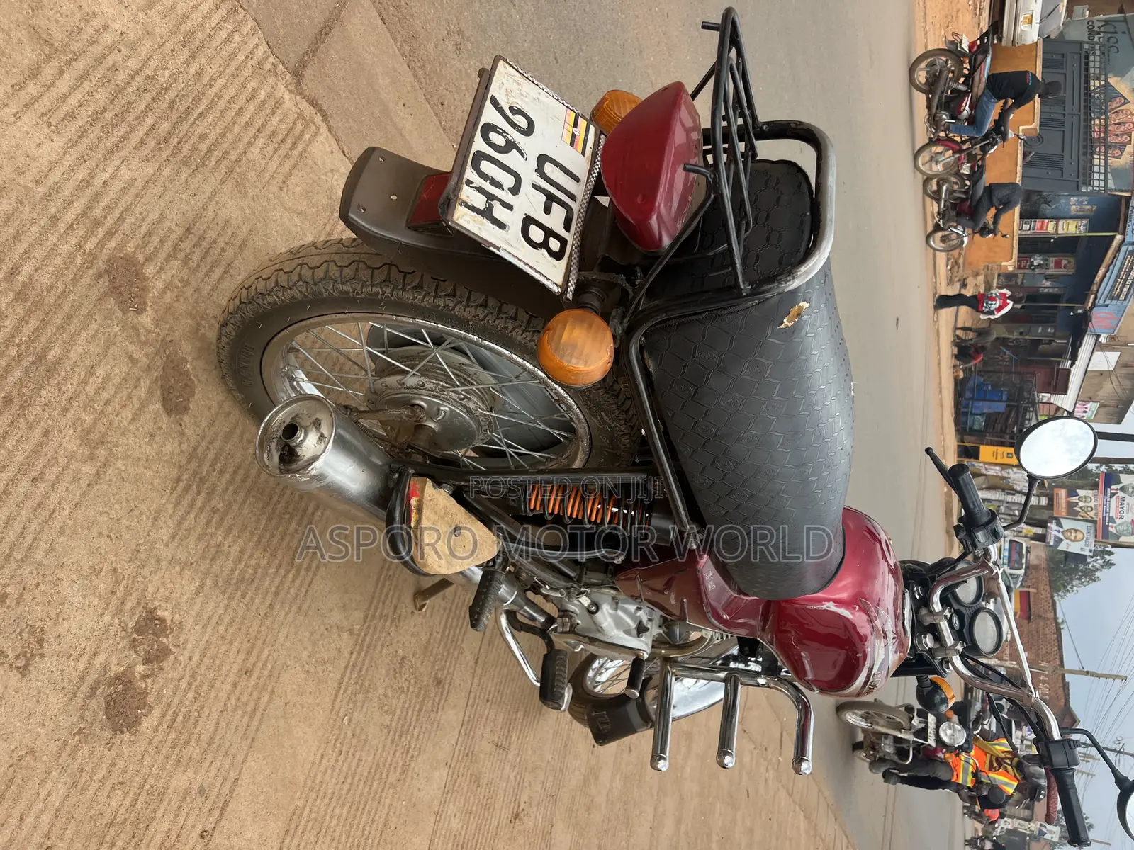 Bajaj Boxer 100 2021 Red