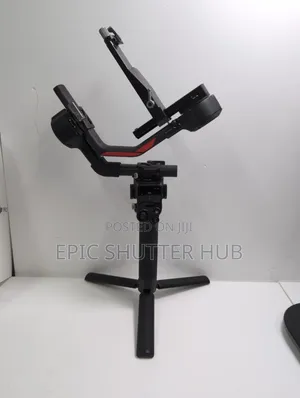 Dji - Rs 4 Pro Combo 3-axis Gimbal Stabilizer For Cameras - Black