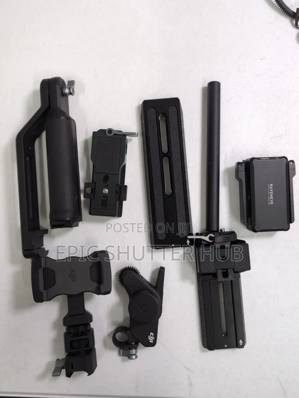 Dji - Rs 4 Pro Combo 3-axis Gimbal Stabilizer For Cameras - Black