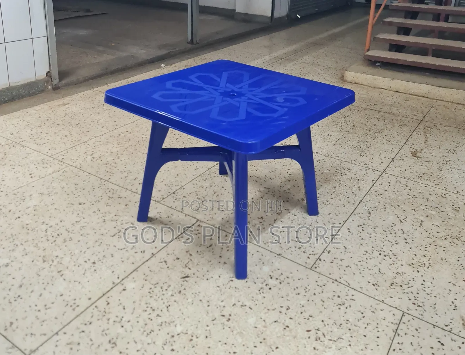 Casual Plastic Table Casual Plastic Table 4 Seater