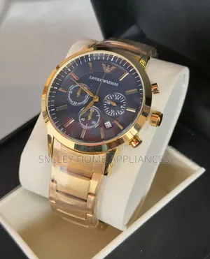 Golden Strapped Emporio Armani Men's Fashionable Wrist Time Wear