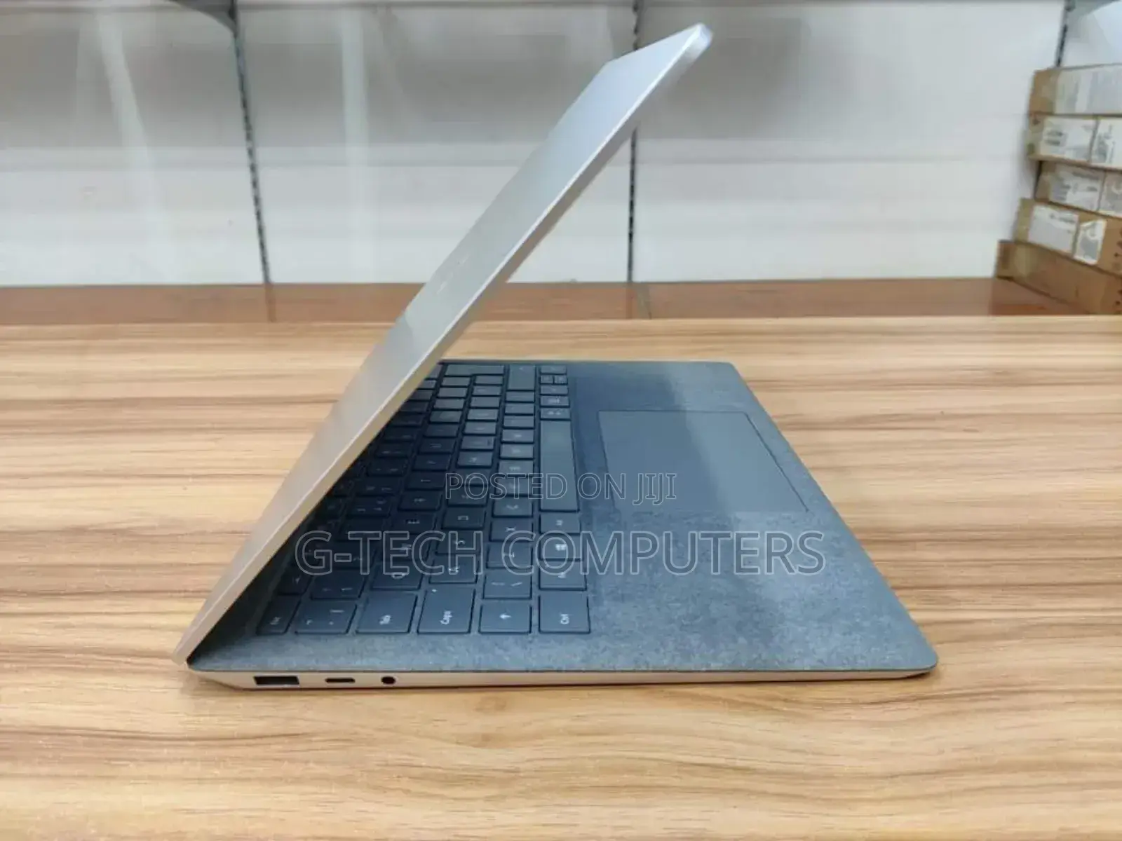 New Laptop Microsoft Surface Laptop 3 8GB Intel Core I5 SSD 256GB