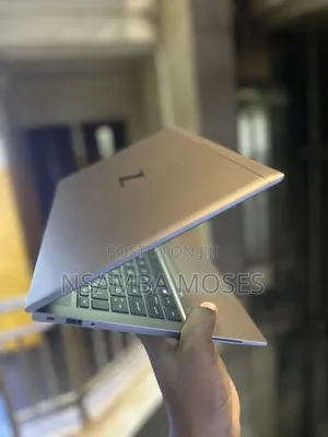Laptop HP ZBook Firefly 15 G7 32GB Intel Core I7 SSD 512GB