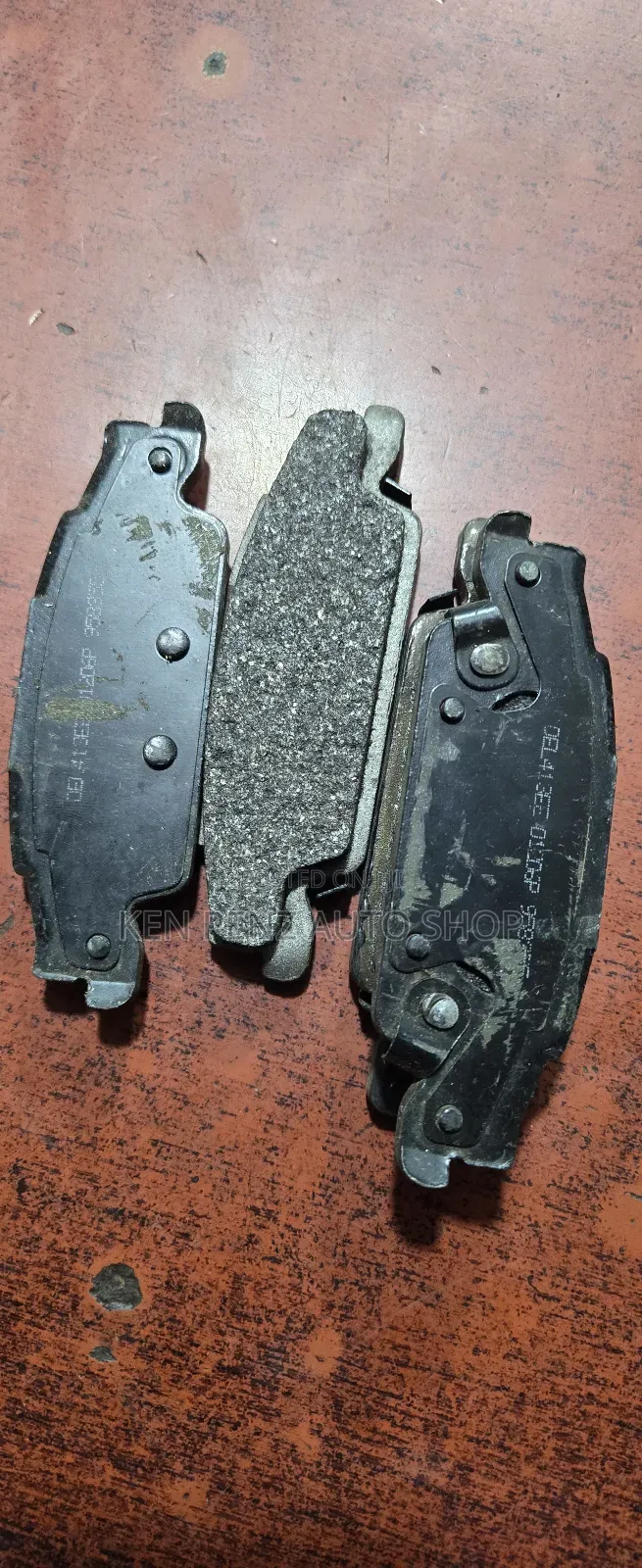 Chevrolet 2004 Brake Pads