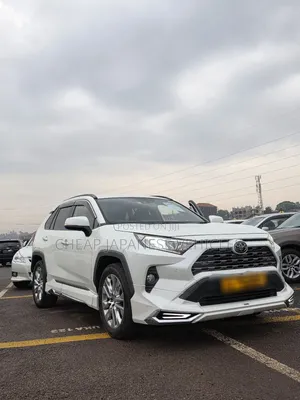 Toyota RAV4 2019 White