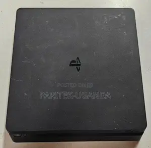 Sony Ps4 Slim Console Bundle 2 Controllers