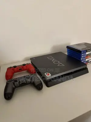 Ps4 Slim Bundle - 2 Controllers + All Cables - Ready to Play!