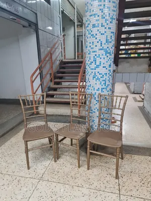 Prime Brown Plastic Vip Golden Chairs