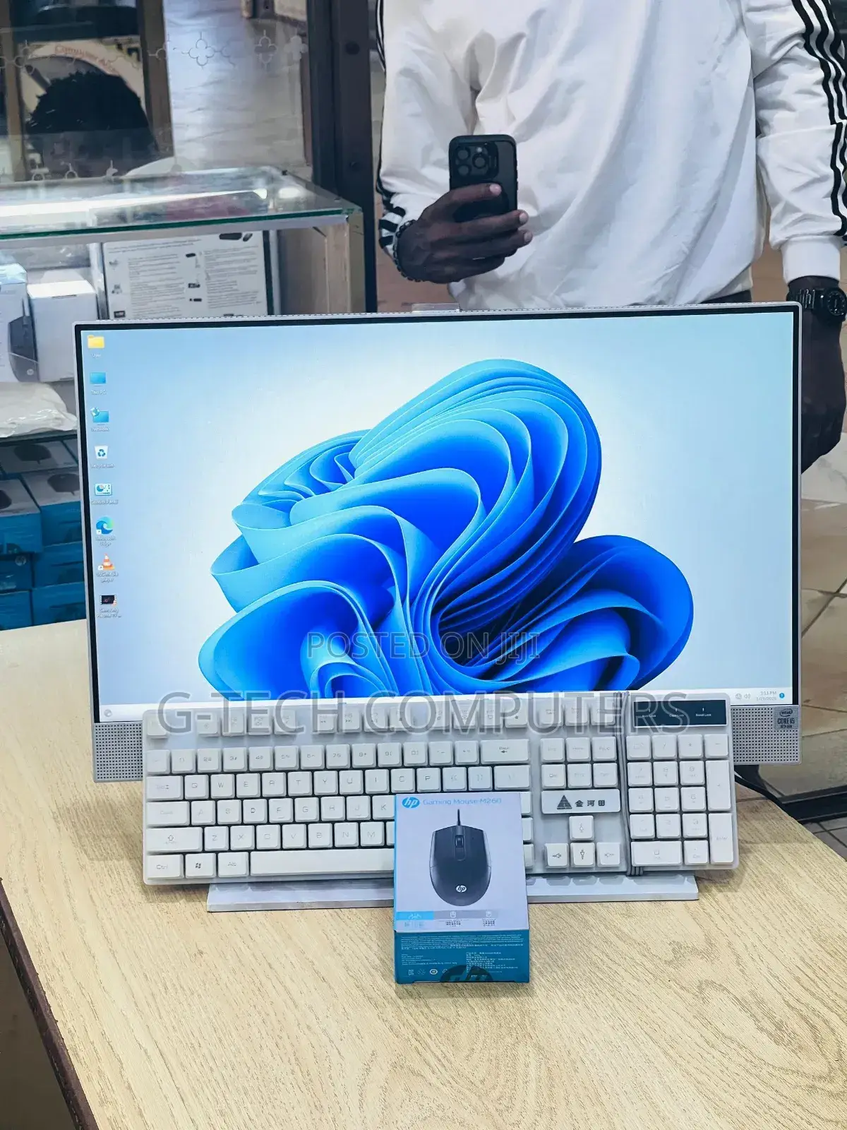 All in One Monitor