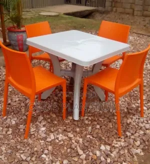 Ottoman Plastic Table and Chairs Set for Restaurant and Bar Set