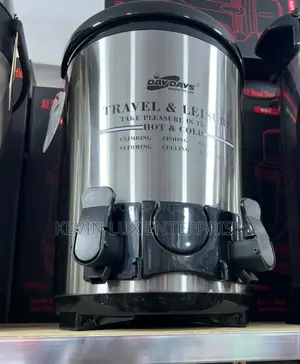 Travel Serving Flask With Dispenser