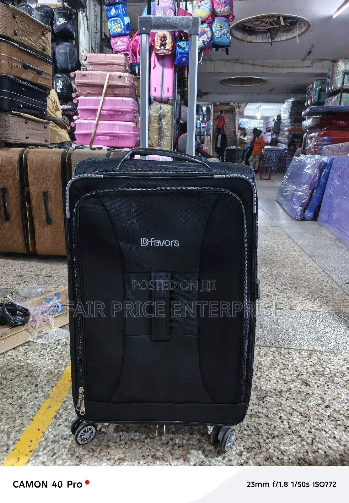 D Favor Travelling Cloth Suitcase in Large Size