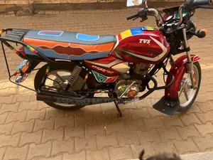 TVS HLX 125 2022 Red