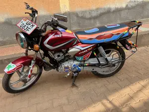 TVS HLX 125 2022 Red