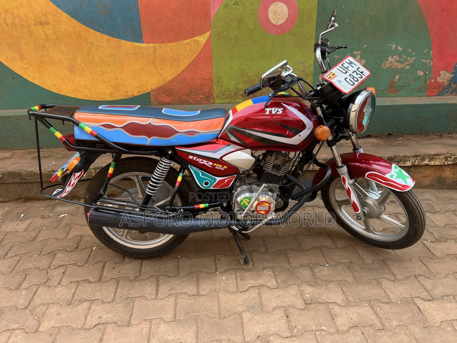 TVS HLX 125 2022 Red
