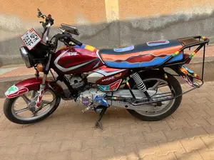 TVS HLX 125 2022 Red