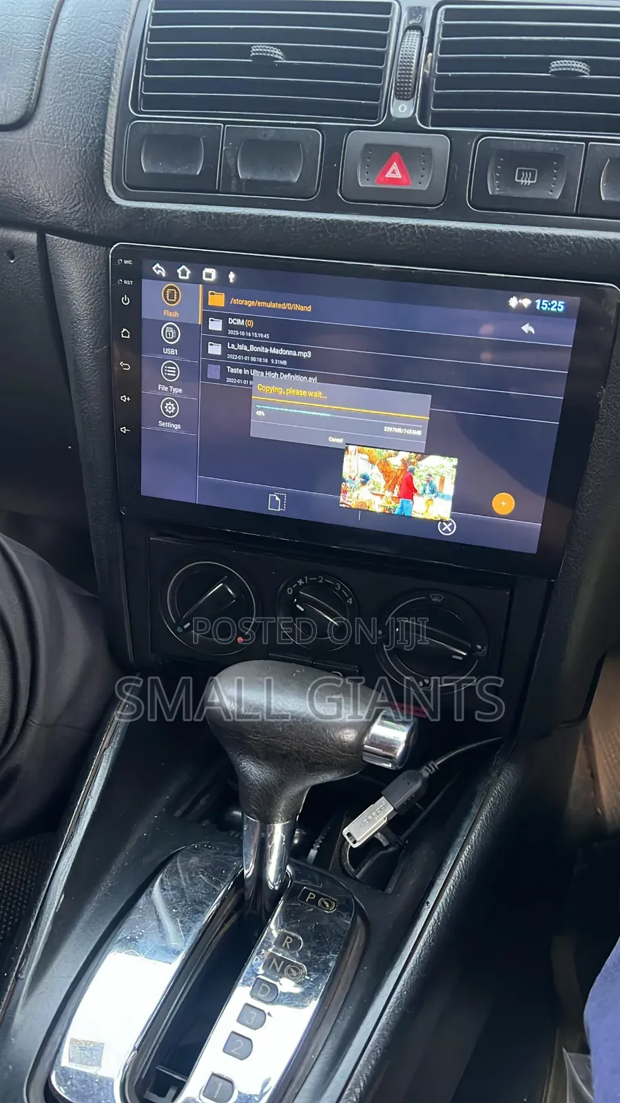 Universal Android Car Stereo Head Unit.