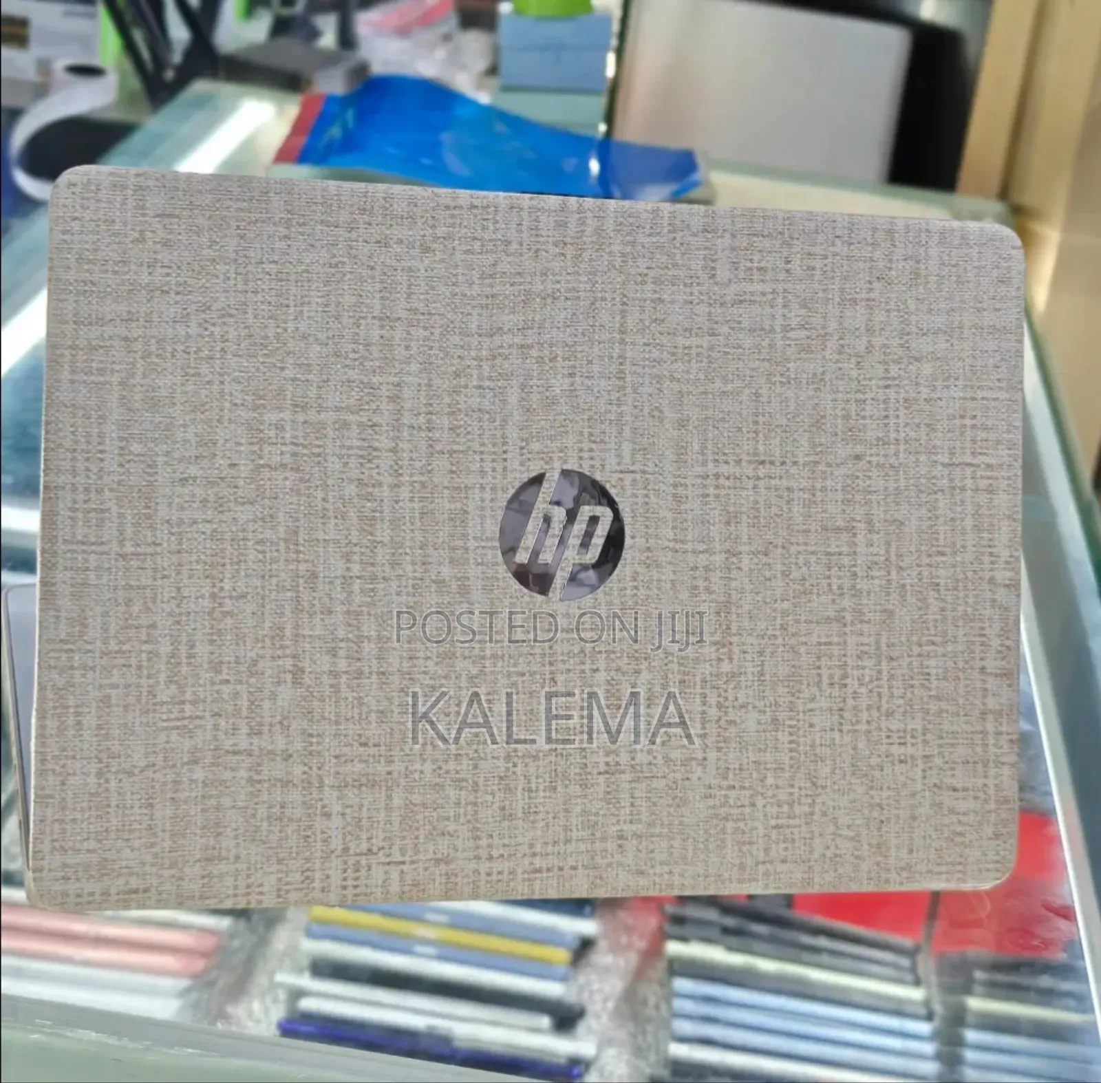 Laptop HP 14-ep0063 8GB Intel Core i5 SSD 256GB