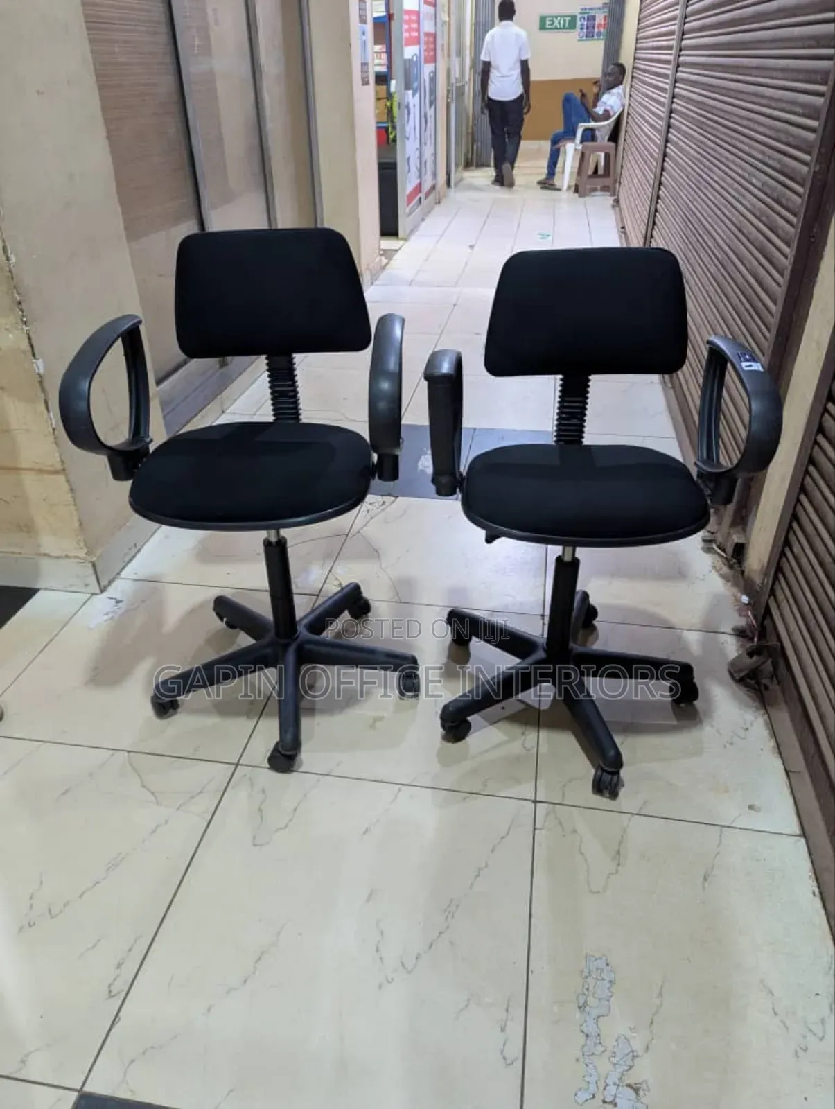 Simple Fabric Adjustable Secretarial Chairs, Price for 2 Pieces