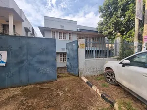 5bdrm House in Bukoto Street, Central Division for sale
