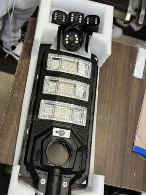 2-in-1 Solar Camera Security Light | Hd Wireless CCTV