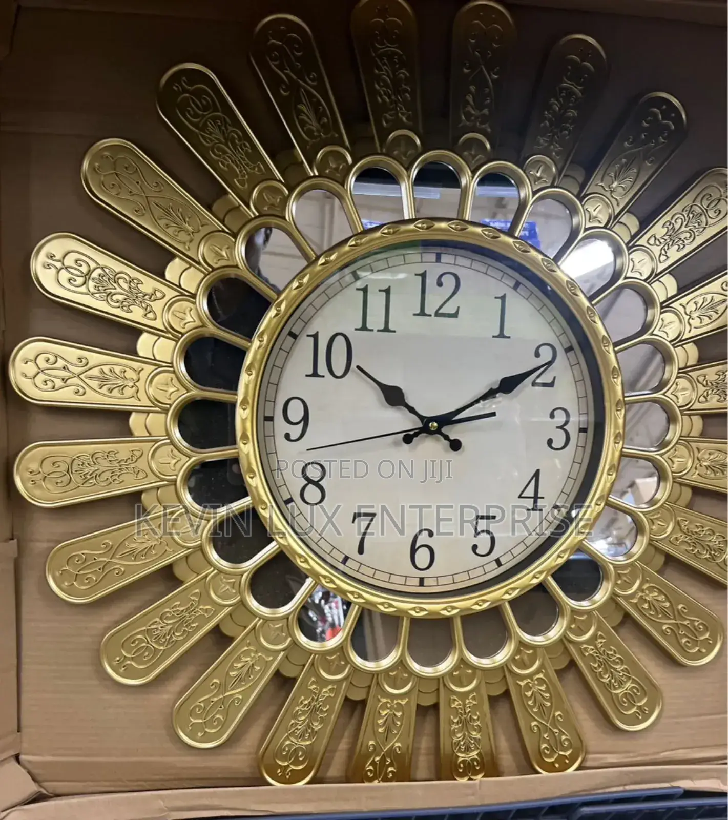 Wall Clock Sun Design