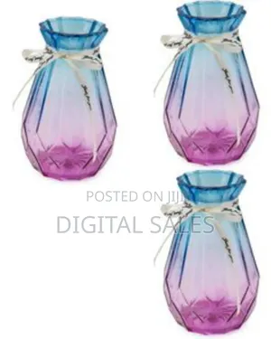 Modern Style Glass Flower Vase