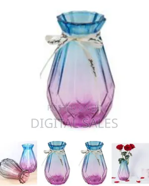 Modern Style Glass Flower Vase