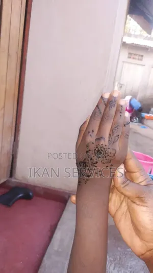 Henna Makeup