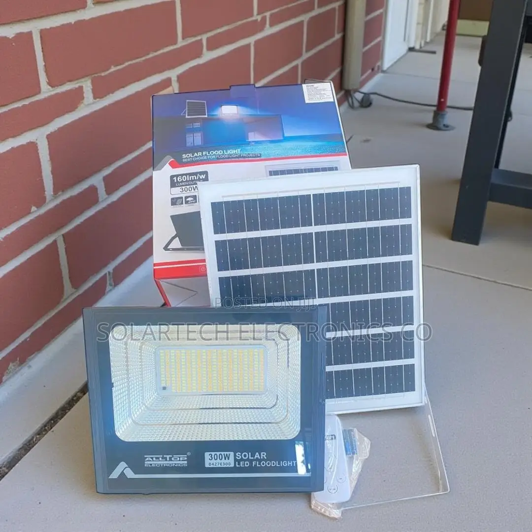 300w All Top High-Intensity and Wide Range Solar Floodlight