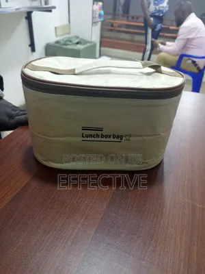 Insulated Lunch Container Set.