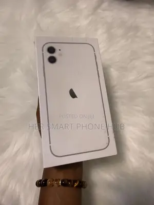 New Apple iPhone 11 64 GB White