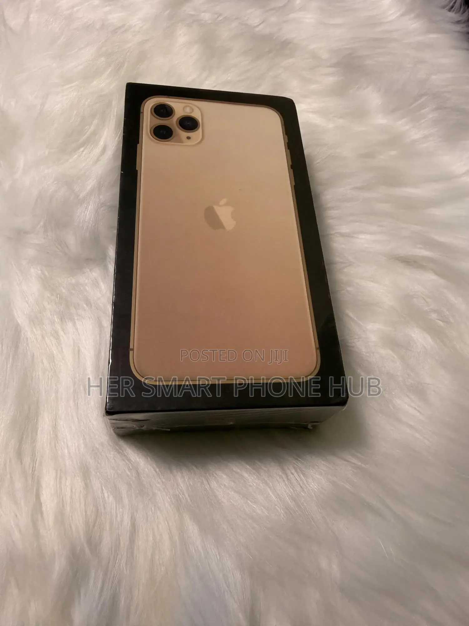 New Apple iPhone 11 Pro Max 256 GB Gold