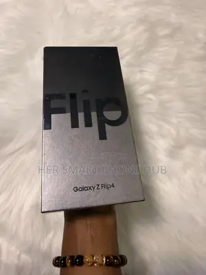 New Samsung Galaxy Z Flip4 256 GB Pink