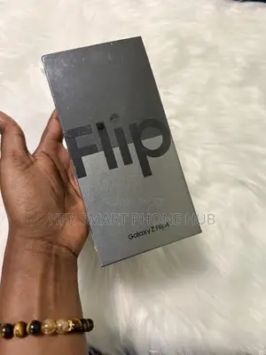 New Samsung Galaxy Z Flip4 256 GB Pink