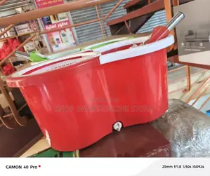 Spinning Plastic Mop Bucket