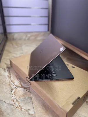 Laptop Dell XPS 15 8GB Intel Core i7 SSD 256GB
