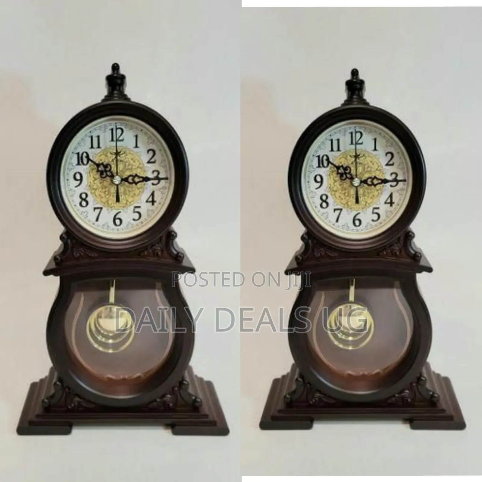 Elegant Vintage-Inspired Mantel Clock With Swinging Pendulum