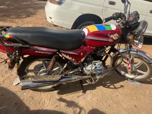 Bajaj Boxer 125 2023 Red