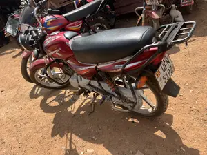 Bajaj CT 125X 2022 Red