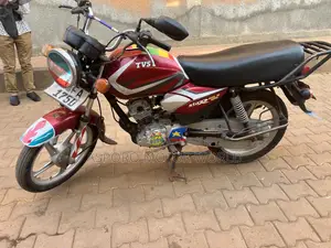 TVS HLX 125 2022 Red