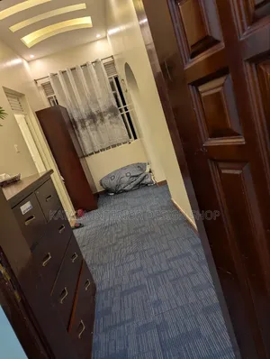 Luxury Woolen Tile Carpet