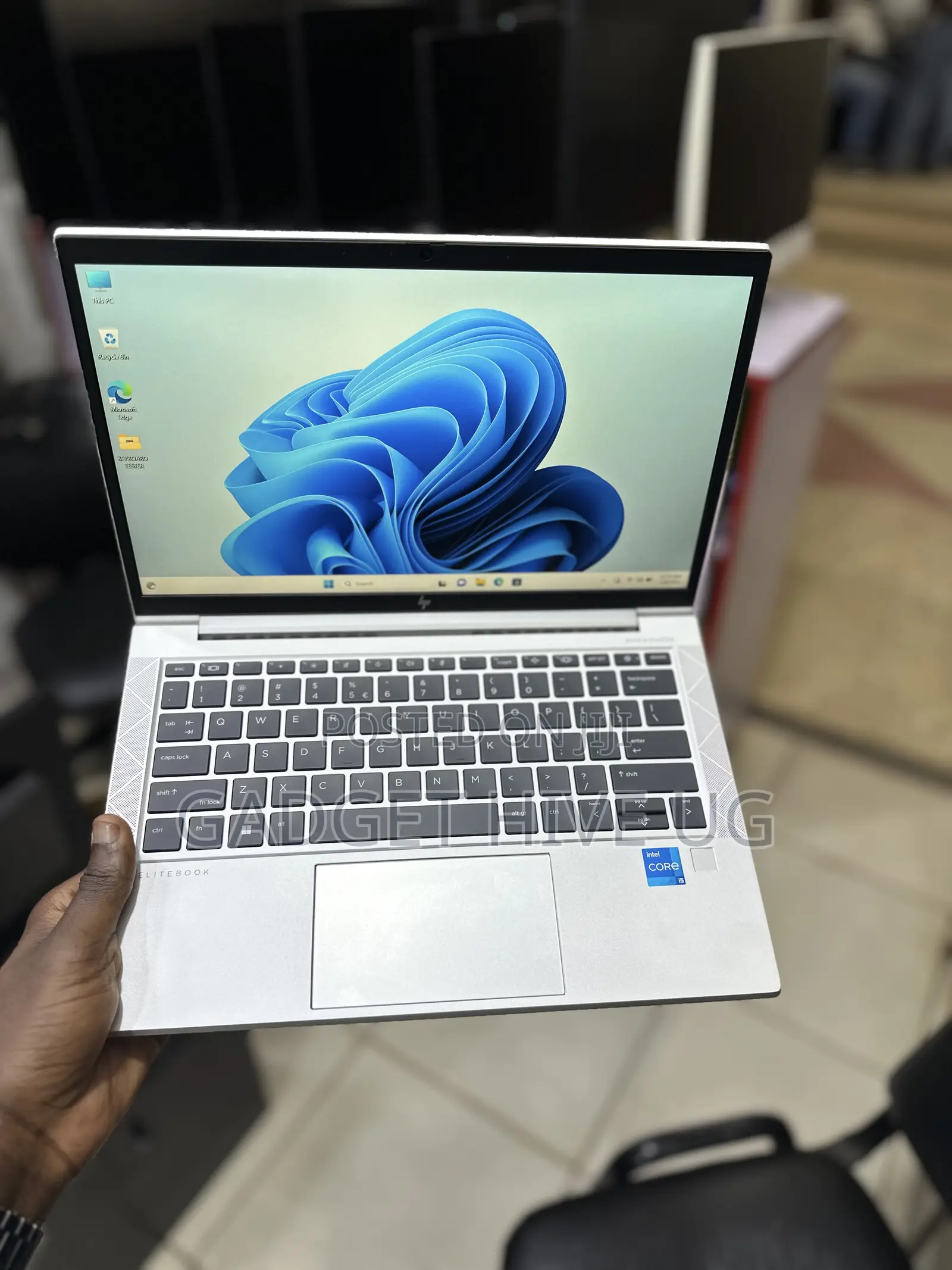 Laptop HP EliteBook 830 G8 8GB Intel Core I5 SSD 512GB