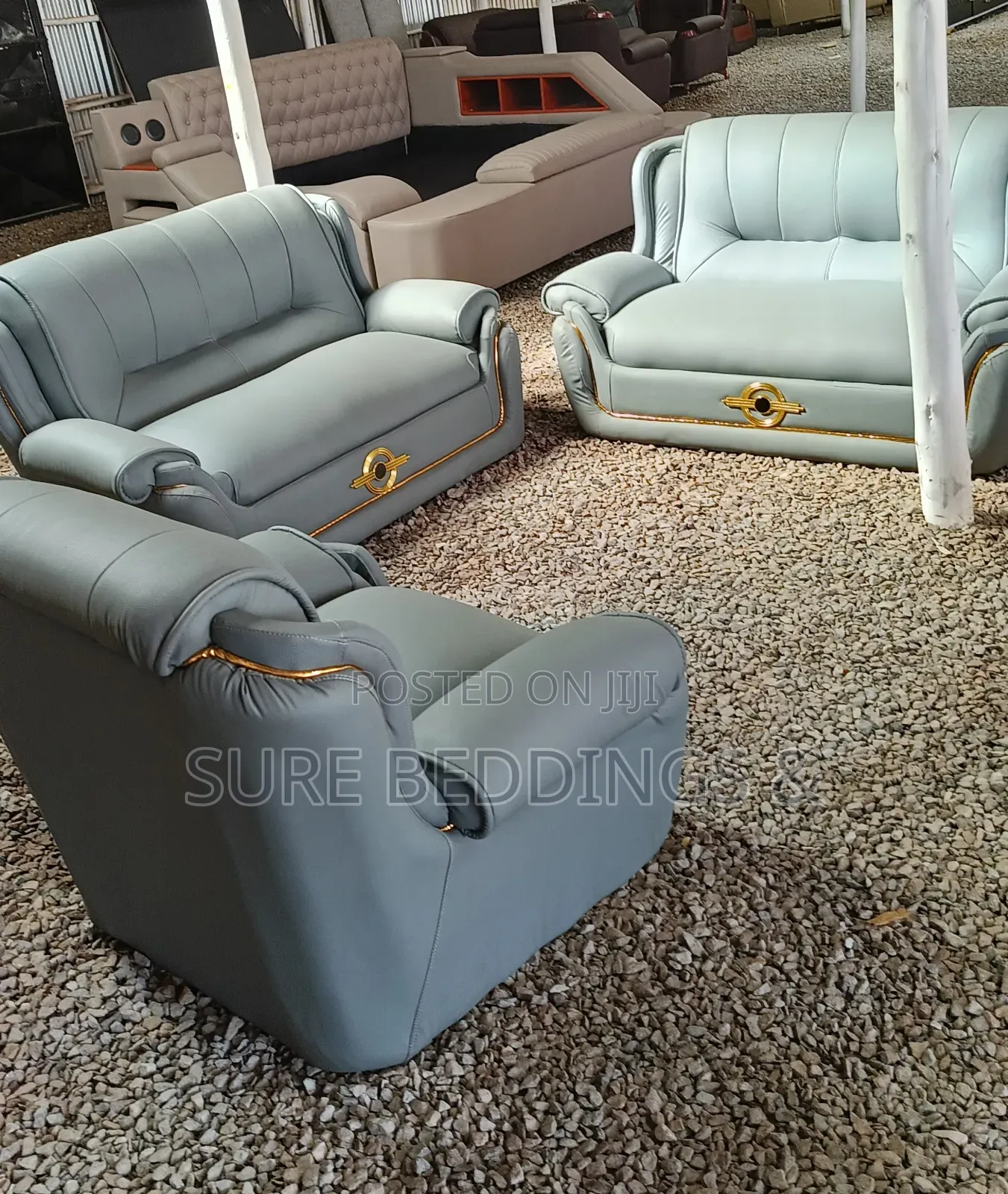 2,2,1 Expo Leather Sofa