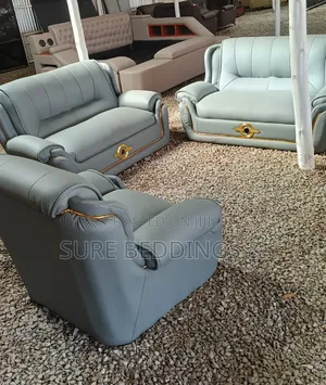 2,2,1 Expo Leather Sofa
