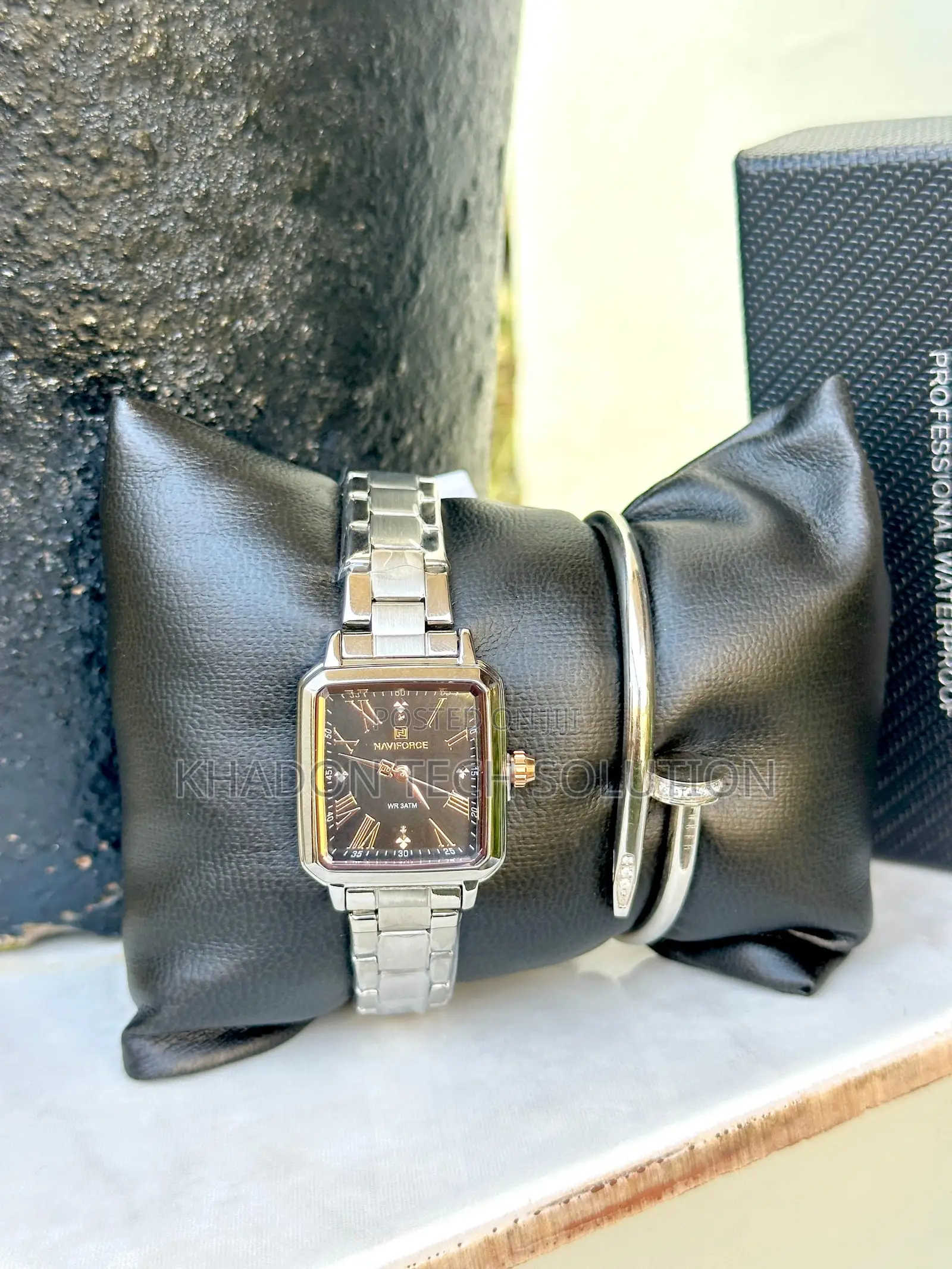 Pre Owned Ladies Naviforce Watch